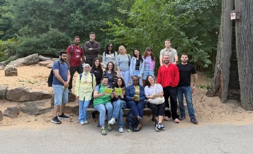 Die Klasse GPA 24 A bei ihrem Besuch im Tiergarten